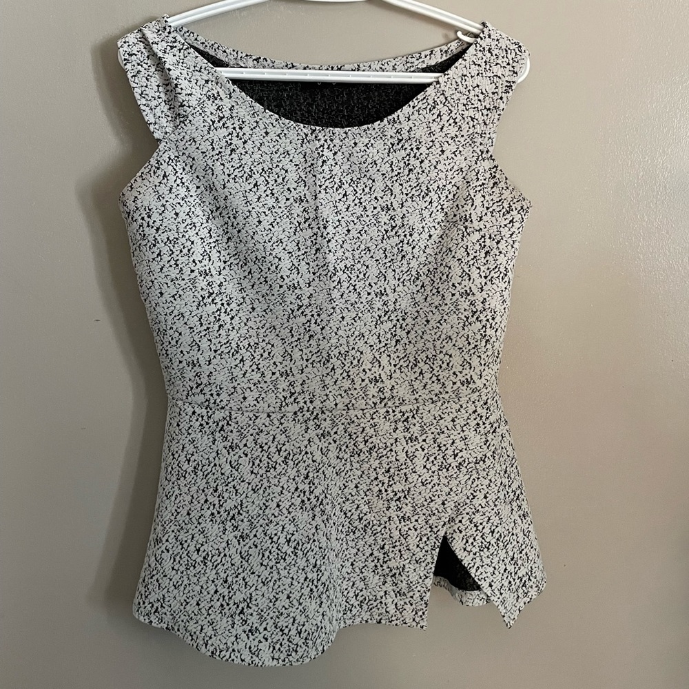 (M) Lily Morgan Classic Shirt